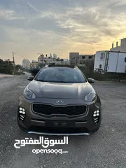  5 جيب كيا سبورتج 2018 4*4 وماتور 2000 ديزل وبنوراما فل سعرر حررق
