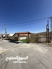  11 فيلا للبيع بسعر مغري