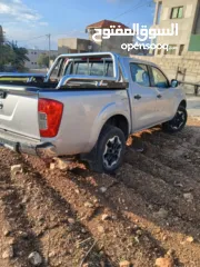  2 نيسان نفارا 2022اتومات 4x4  اصل برايفت   عداد 75000km اصلي      اماكنية البدل