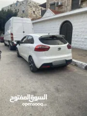  3 كيا ريو 2011