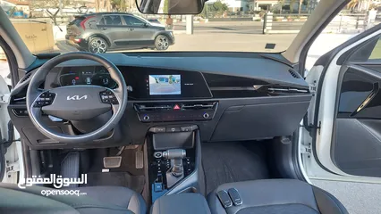 11 كيا نيرو هايبرد كامل الإضافات بدون فتحه سقف  2023  .