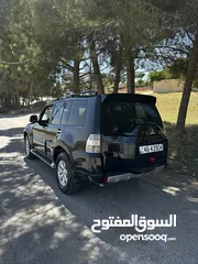  3 جيب ميتسوبيشي باجيرو موديل 2016 فحص كامل  سبعه جيد بحالة الوكالة