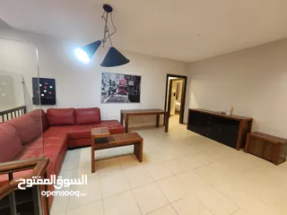  3 فيلا متلاصقة فارغة في عبدون للبيع أو للإيجار  ref : 14341