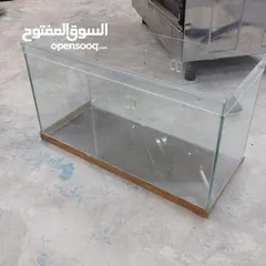  1 حوض سمك بمقاسات مختلفة