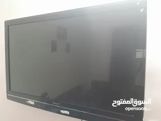  1 شاشه 43انش Bravo   نظيفه وممتازه جدااا