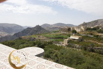  14 مرشد سياحي في سلطنة عمان بسياره خاصه