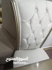  4 طاولة صفرة