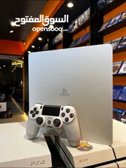  2 بلايستيشن. بلايستيشن 4. Ps4. Ps4 slim ps4 fat. PlayStation   بلايستيشن للبيع. مضمون سنه