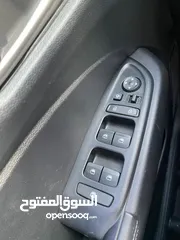  16 هونداي سانتافي