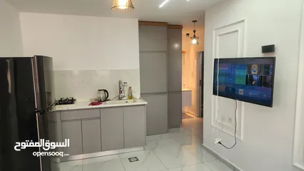  6 ستوديو مفروش للايجار فرش جديد وبناء جديد