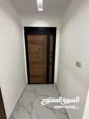  22 ‏شقة للبيع في أجمل مواقع ‏في أجمل مواقع ابو علندا 168 متر  طابق 2
