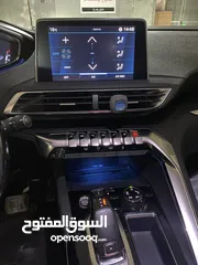  7 جيب بيجو 3008 لون اسود ( بيع بسبب السفر)