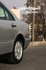  6 مرسيدس E200  موديل 1999 فل مع فتحة