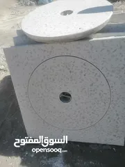  29 قلاب مع عمال للهدد وإزالة الطمم ونقل  كافة مواد البناء طوب اسمنت ناعمه عدسيه رمل وجميع مواد البناء