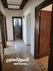  3 شقة قي جبل الزهور مأهولة بحي حديث مطلة وجاهزة للسكن لم تسكن من قبل