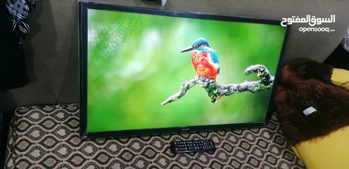  17 Samsung 32 inches smart led as new plastic not removed yet