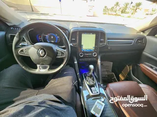  7 2017 Renault Koleos / Gcc Specs / Panorama / Auto Park / Camera / Parking Sensors.