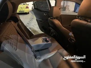 14 هيونداي ايونك كهربا 2018 للبيع