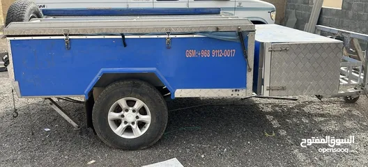  1 Blue portable caravan