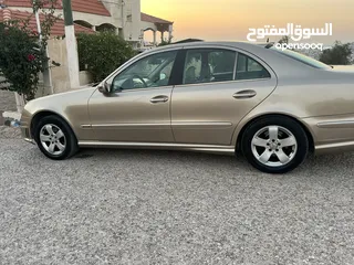  8 مرسيدس E200 موديل 2003 للبيع