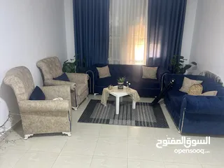  1 طقم كنب ضيوف شبه جديد