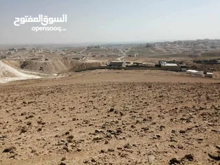  3 للبيع ارض الزرقاء الجديدة البتراوي الجنوبي  بجانب معامل الطوب   باعلى نقطة بالمن