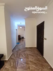  6 شقه مفروشه