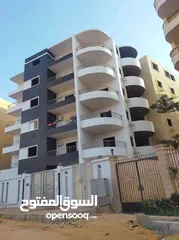  1 شقة للبيع باللوتس الشمالية القاهرة الجديدة 215م  استلام فوري