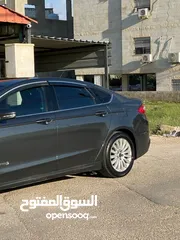  8 فورد فيوجن 2016