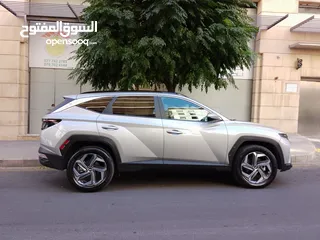  2 Golden Drive have Hyundai TOSAN  أسبوعي وشهريpanorama للايجار