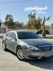  2 كرايسر 200c  للبيع