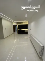  5 شقق فاخرة 240 متر و 200 متر 4 نوم و 3 نوم بتشطيب فاخر وبسعر مميز في أجمل مناطق طريق المطار البنيات