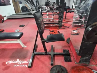  7 نادي جيم كامل للبيع