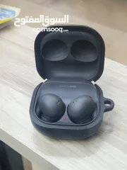  9 سماعة بلوتوث  مستعملة Galaxy Buds 2 pro.  اسود لون