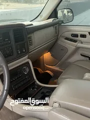  6 كاديلاك اسكاليد بحاله جيده جدا