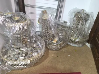  3 ثريات كىيستال مستعمل بحاله متوسطة