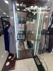  1 بترينه زجاج