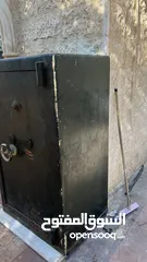  3 قاصة (خزنة) مستعمل بحالة جيدة جداً