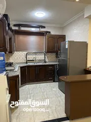  6 شقة بموقع ممتاز بجبل طارق شبة جديده بسعر ممتاز استخدام شخصي قليل