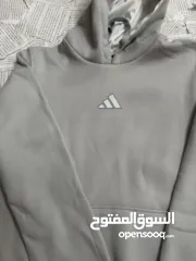  6 هودي تقيل مبطن متوفر بلون الأسود والأبيض