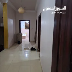  7 شقة ارضية  صغيرة للايجار في منطقة صلاح الدين وطريق الشوق