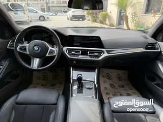  9 ترخيص 2022 BMW  330e  محرك 2000 هايبرد plug in/يقطع على الشحنه 50 كيلو متر  297 حصان