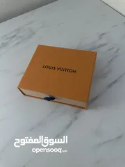  2 Louis Vuitton wallet