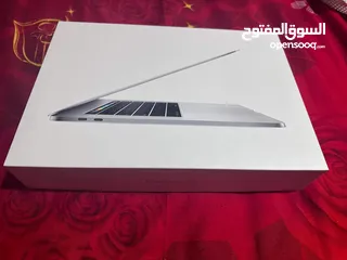  4 ‏MacBook Pro