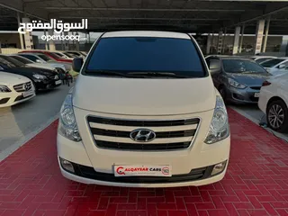  2 Hyundai H1  Grand Starex