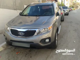  1 جب كيا سورينتو للبيع بحالة ممتازه جدا