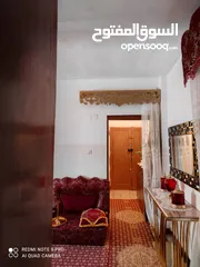  19 شقة في طرابلس باب بن غشير خلف ناد الاتحاد الدور الثاني  اوراق ملك  من المالك طول