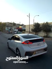  21 هونداي ايونك فل ما عدا الفتحه كهرباء موديل 2017 بسعر مغري