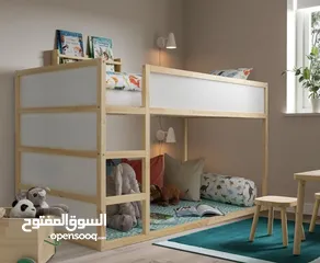  1 تخت طابقي من ايكيا شبه جديد استخدام خفيف مع فرشة