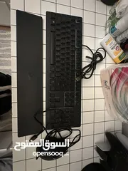  6 Razer mouse and keyboard